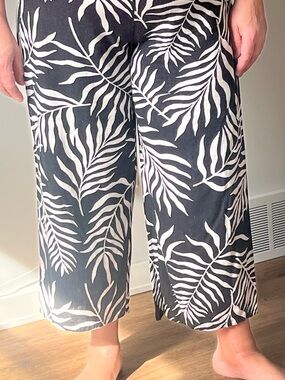 Blair Black and White Straight Leg Tropical Print Pants
